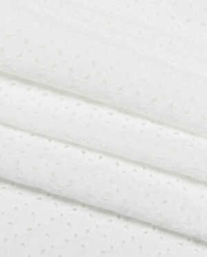 Batyst z Haftem Wzór 27 Ecru - detal