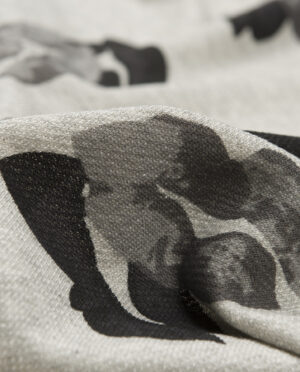 Dzianina Dresowa Pętelka Usta Wzór 308 a - detal