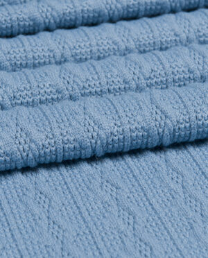 Dzianina Swetrowa Warkocz Błękitny - detal