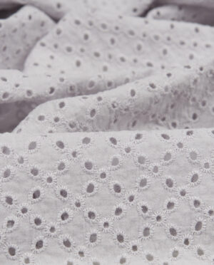 Batyst z Haftem Wzór 27 Jasny Popiel - detal