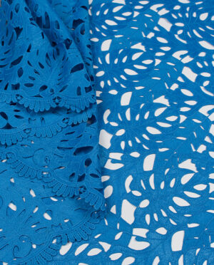 Gipiura Bawełniana Wzór 21 Liście Monstera Jasny Chabrowy - detal