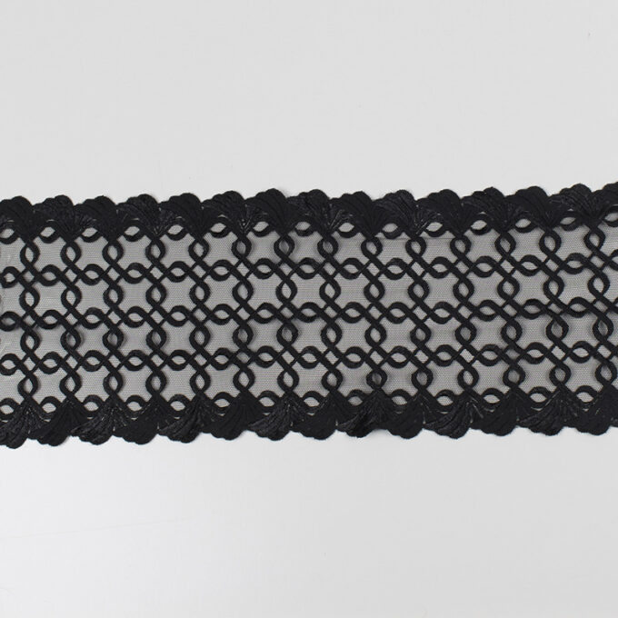 Koronka Stabilna Czarny Wzór 1 - 15,5 cm - detal3