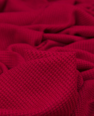 Dzianina Swetrowa Gruba Prążkowana Czerwony - detal