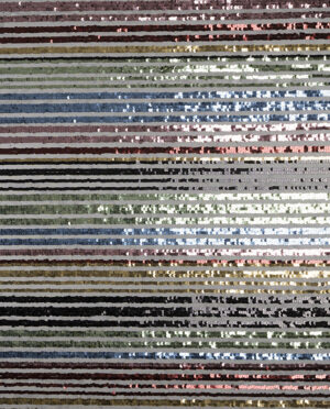 Cekiny – Kolorowe Paski na Czarnej Siatce